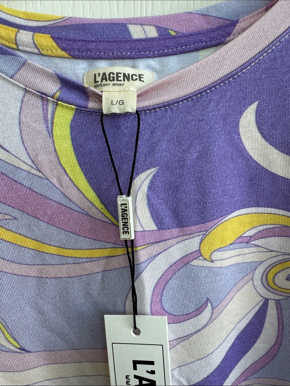 L’AGENCE Ressi Swirl Swirl Crewneck T-shirt size L - Picture 4 of 8